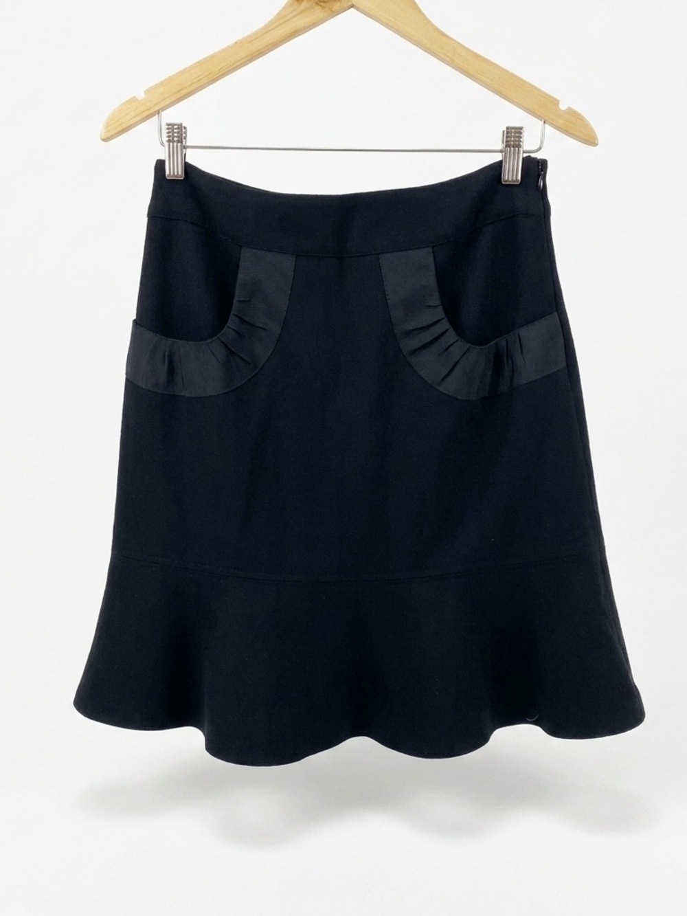 Etcetera Black 100% Wool Flounce Hem Skirt Grosgrain Trim Pleated Pockets Size 2